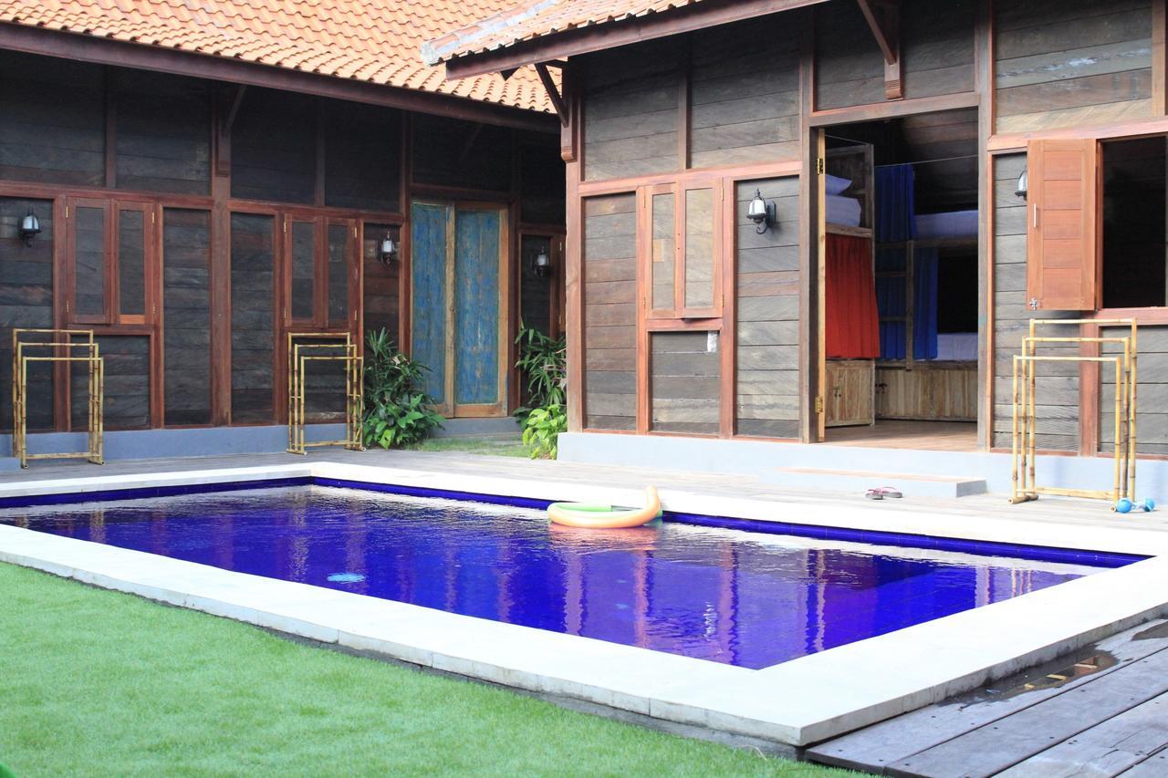 The Tipsy Gypsy Hostel Canggu Extérieur photo